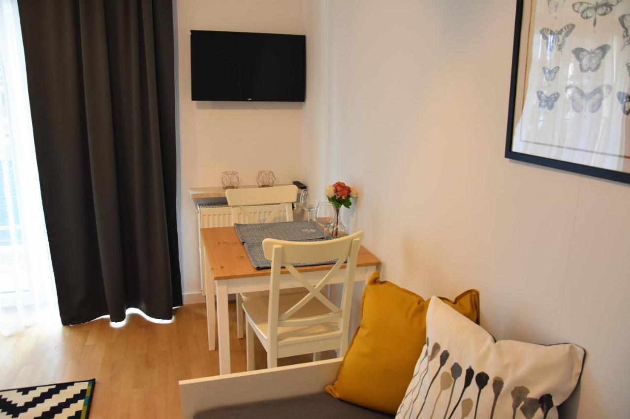 Apartamenty Coco Premium Saska Kepa Варшава Екстериор снимка